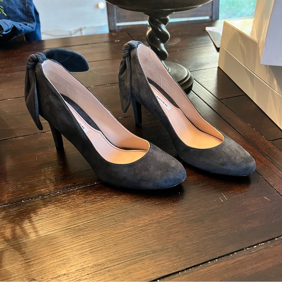 Carven gray suede heel with bow - Size 7 - Picture 2 of 5